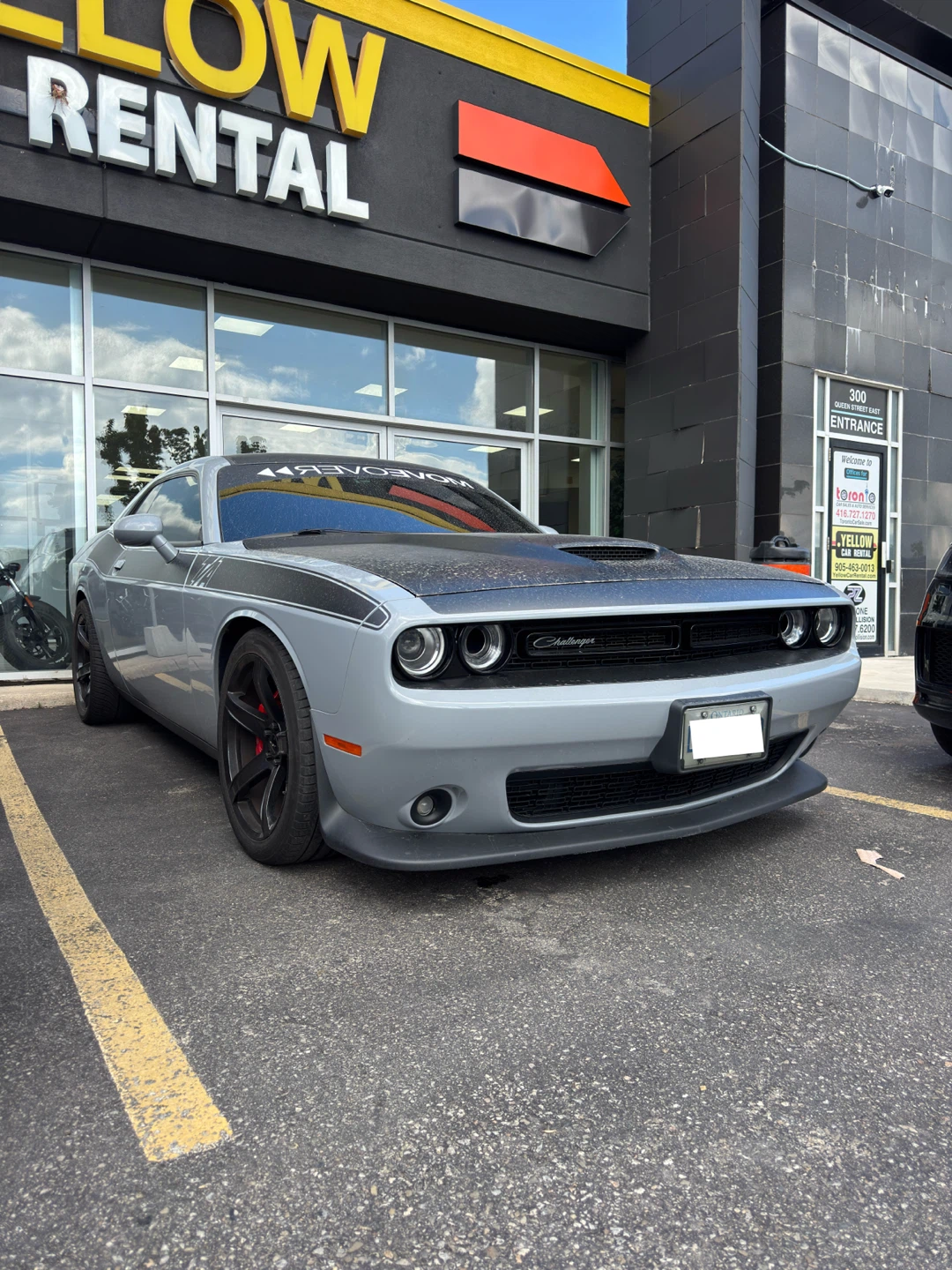 2022 Dodge Challenger Coupe - photo 2