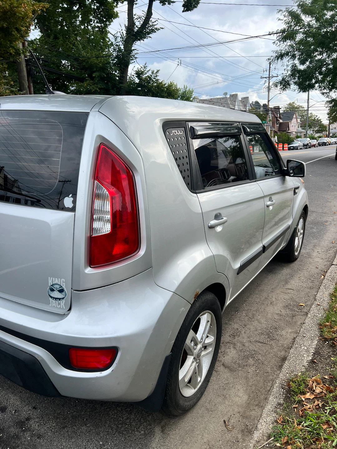Silver Kia Soul - photo 3