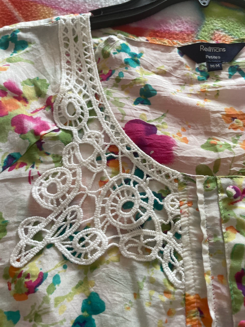 Reitmans Petites Floral Blouse Size M/M - photo 5