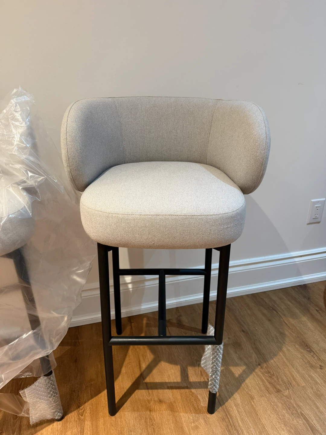 NEW  Stools (Set of 2) SEAT HEIGHT 29 1/2” BOTH FOR $1000 - photo 2