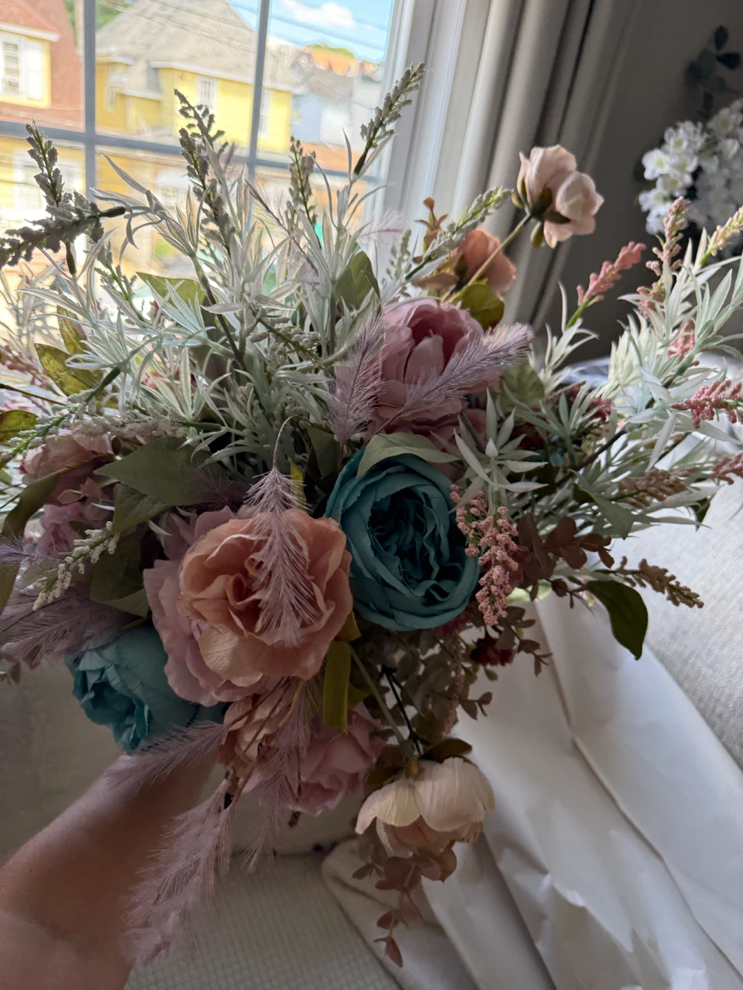 Artificial Flower Bouquet