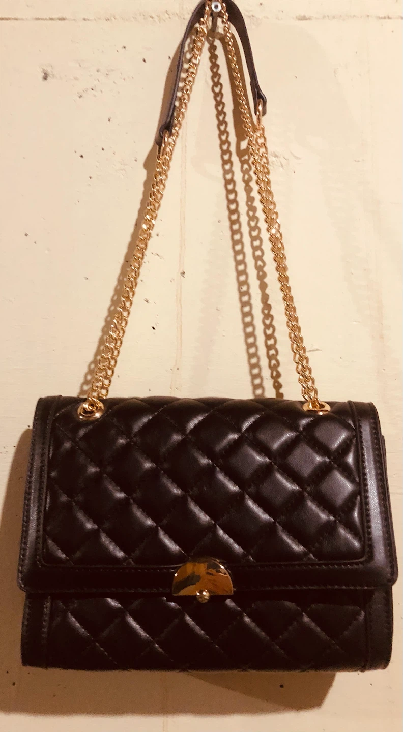 Black Quilted Handbag with Gold Chain - photo 2