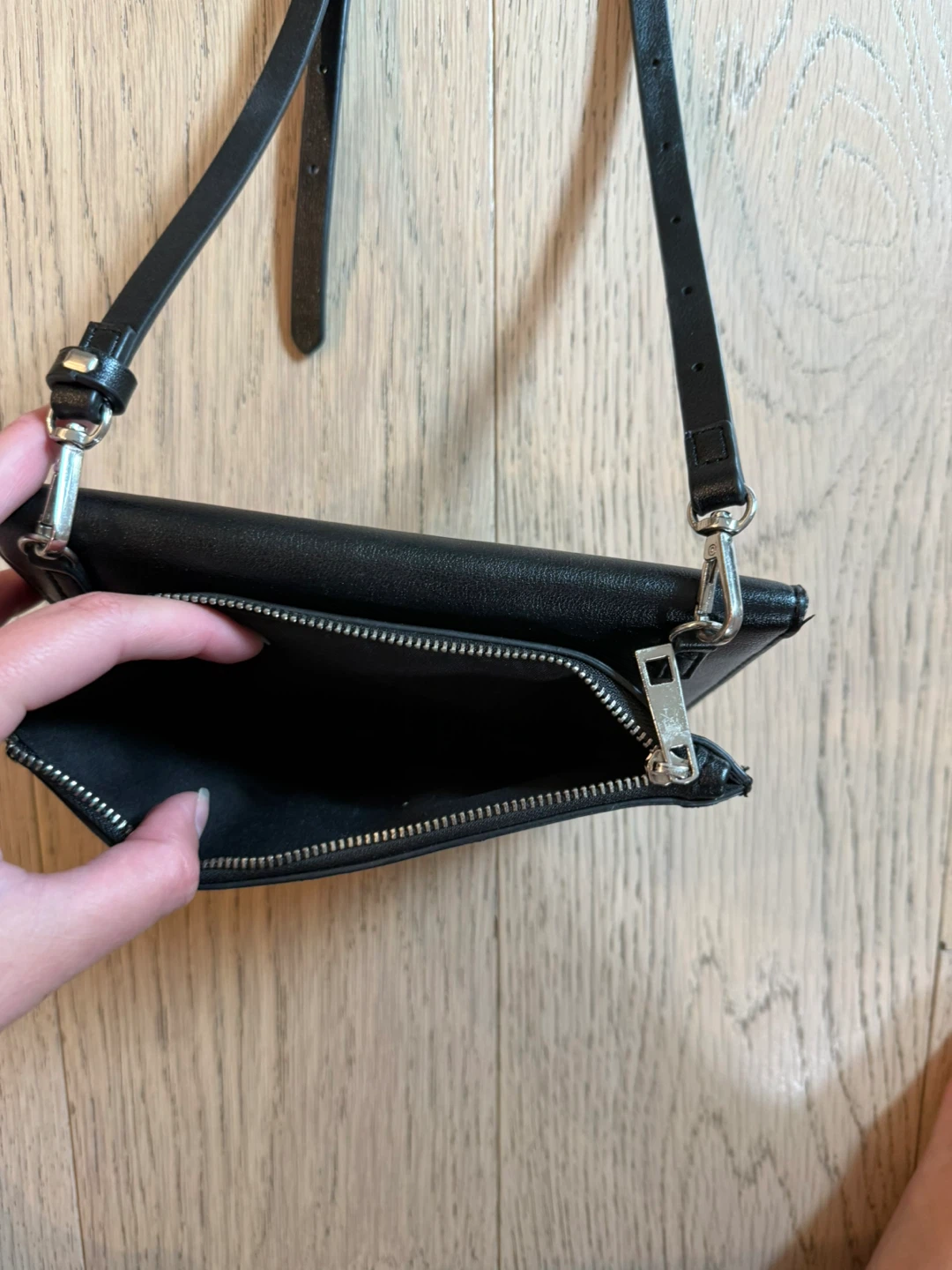Black Crossbody Bag - photo 4