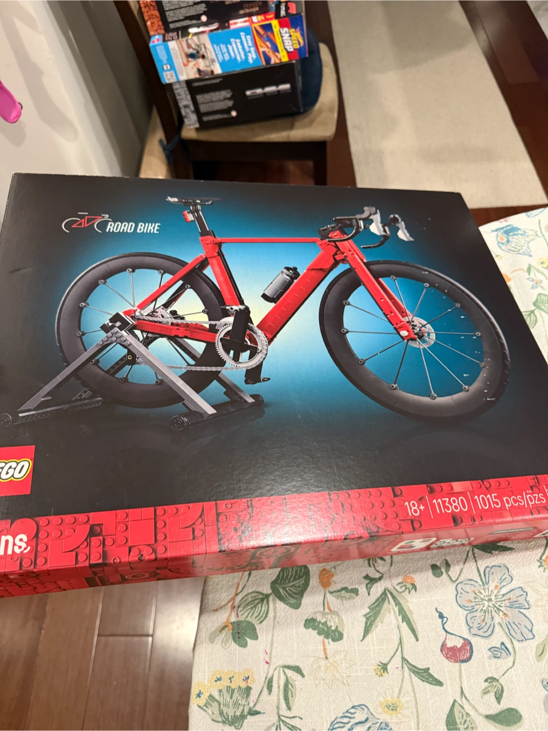 LEGO Icons 1015 pcs Road Bike Building Set - photo 2