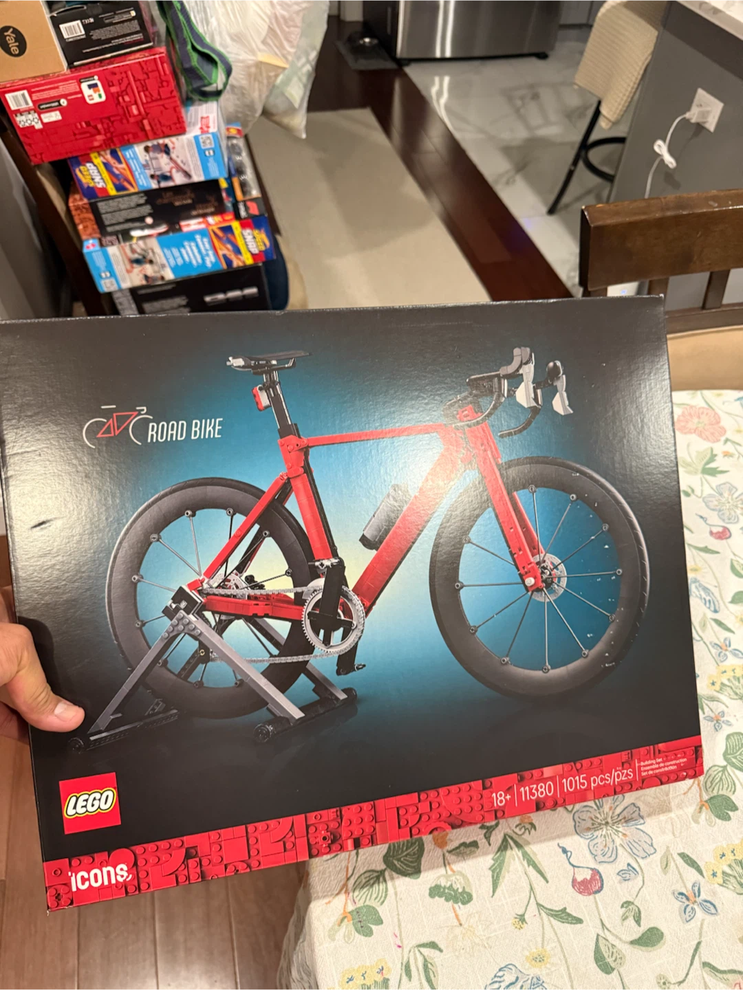 LEGO Icons 1015 pcs Road Bike Building Set - photo 3
