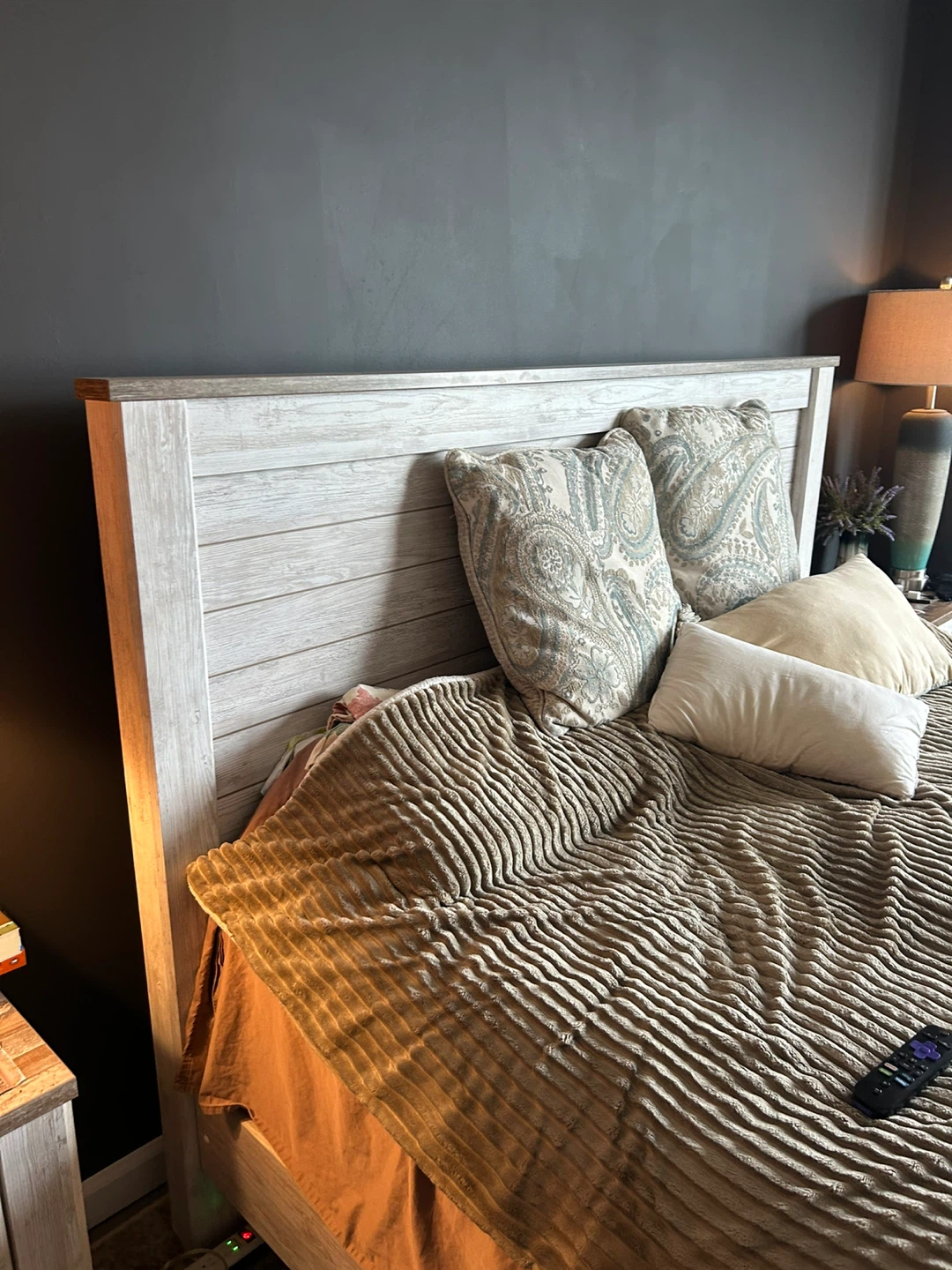 Ashley Store Bedroom set  - White Washed Wood Dresser - photo 5