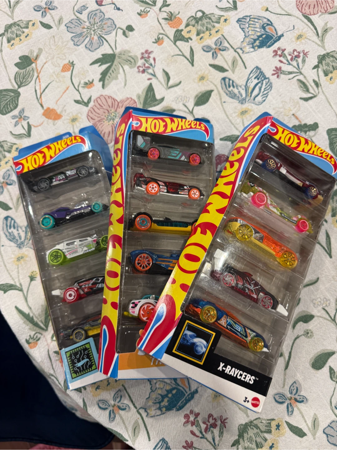 Hot Wheels 5-Car Gift Packs (3 available)