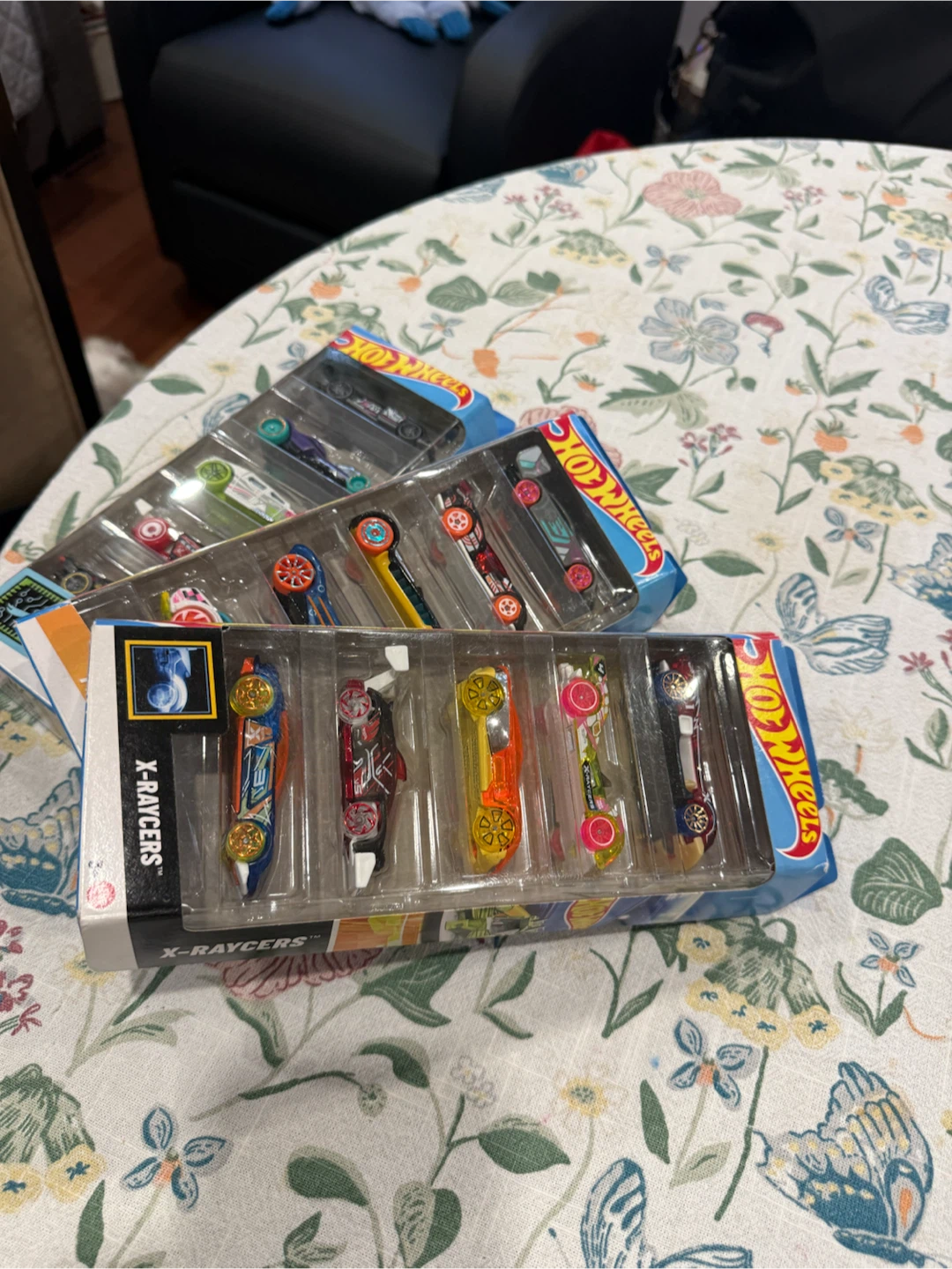 Hot Wheels 5-Car Gift Packs (3 available) - photo 2