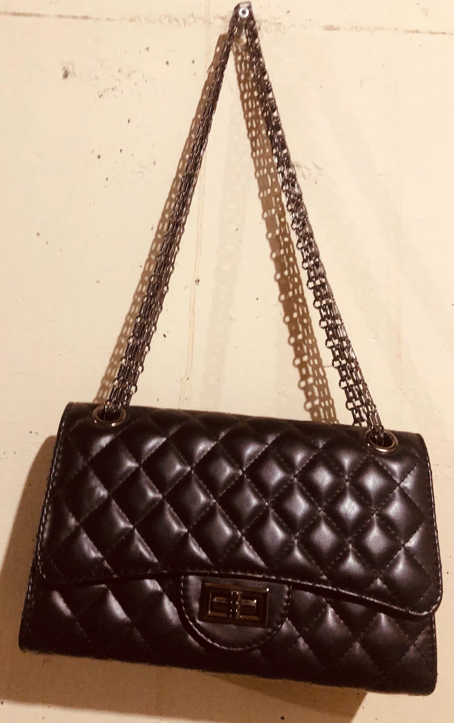 Black Quilted Chain Handbag - photo 4