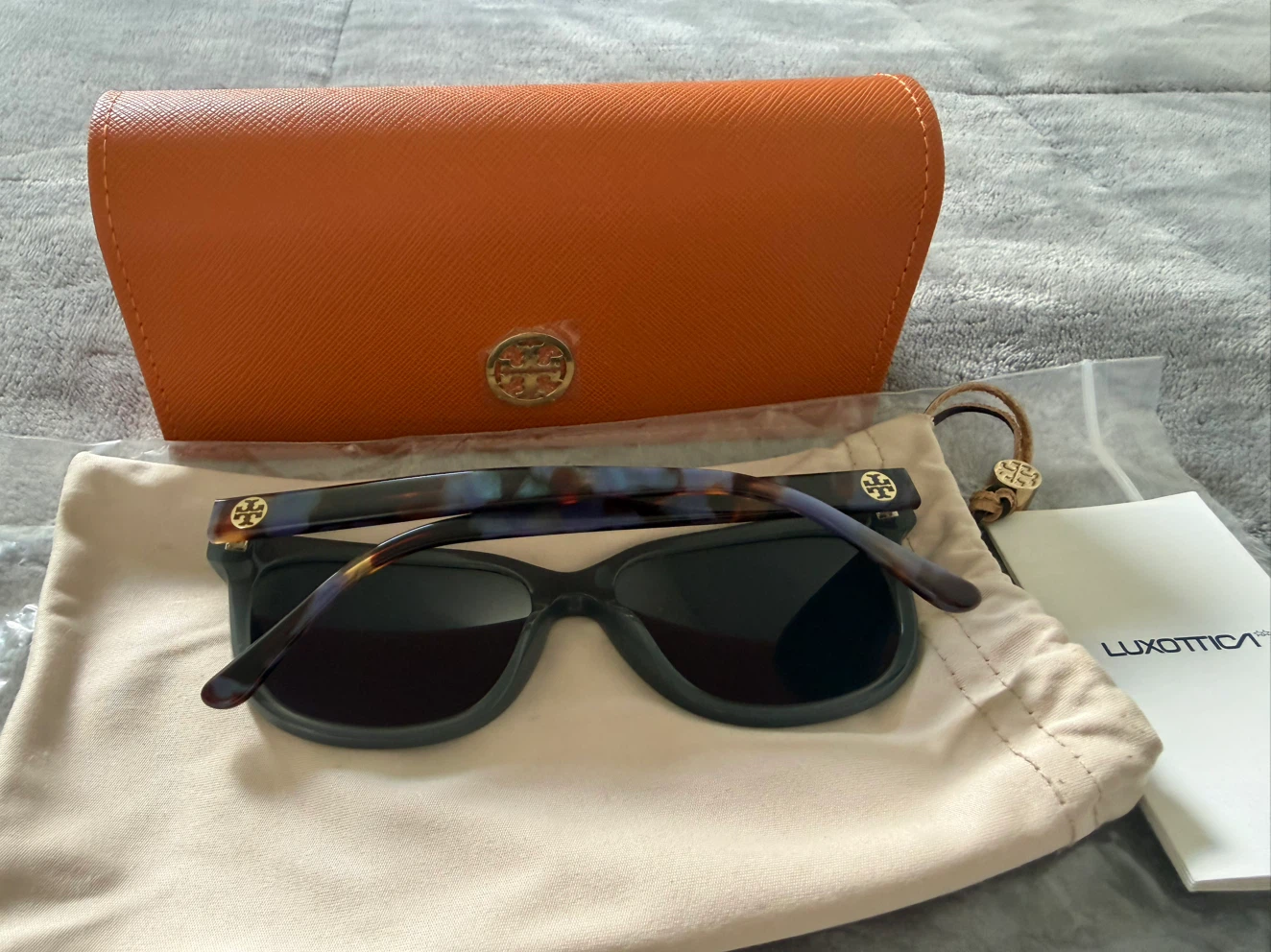 Tory Burch Sunglasses - photo 5