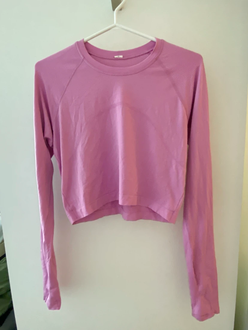 Lululemon Cropped Workout Top