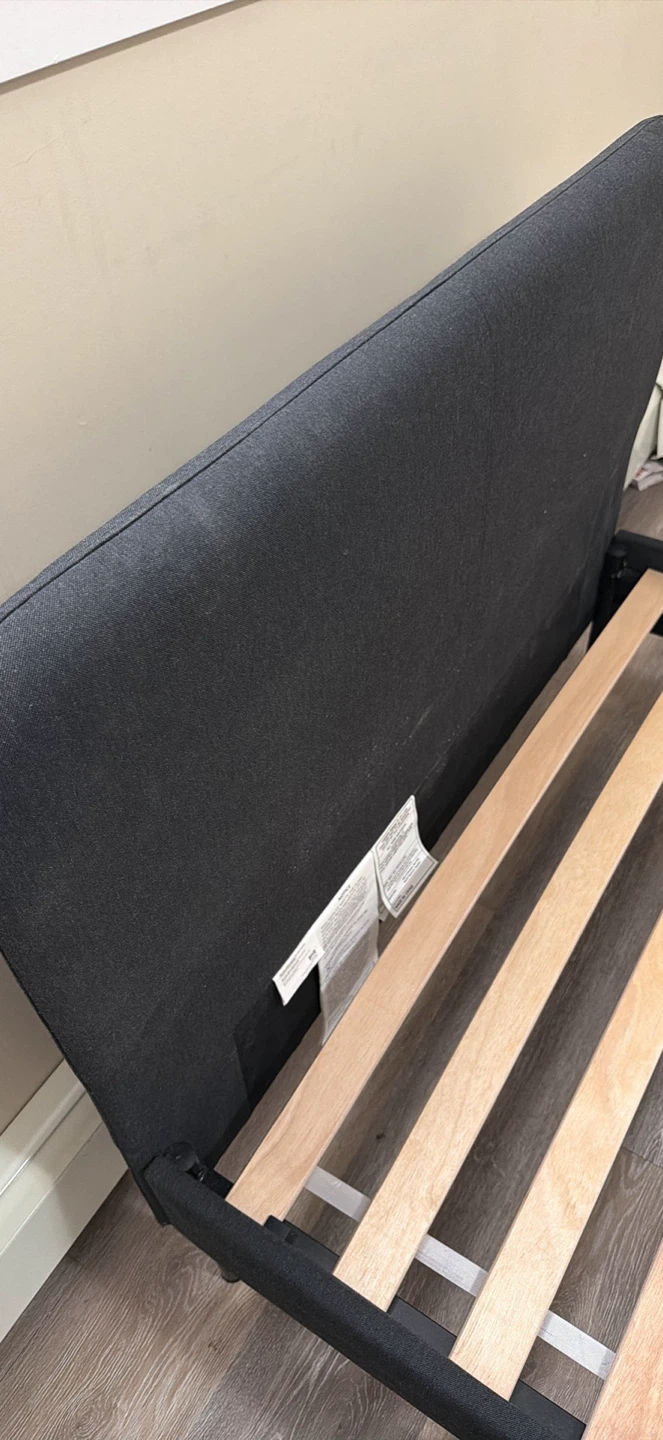 Twin bed fram with mattress - photo 5