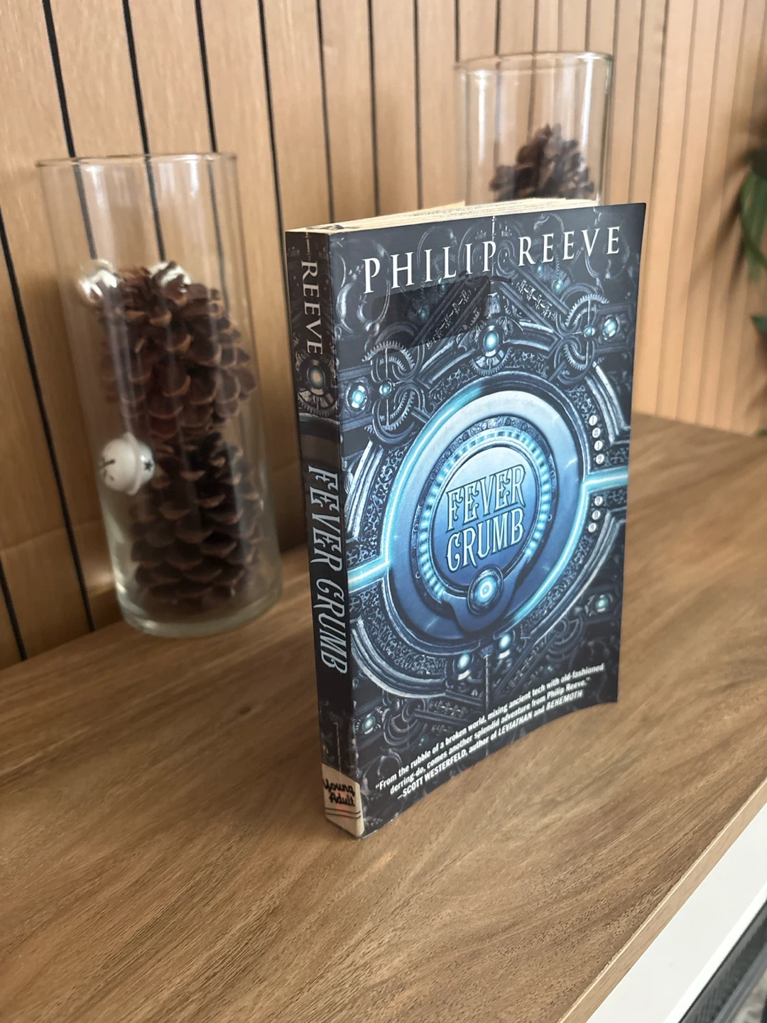 Fever Crumb by Philip Reeve Book