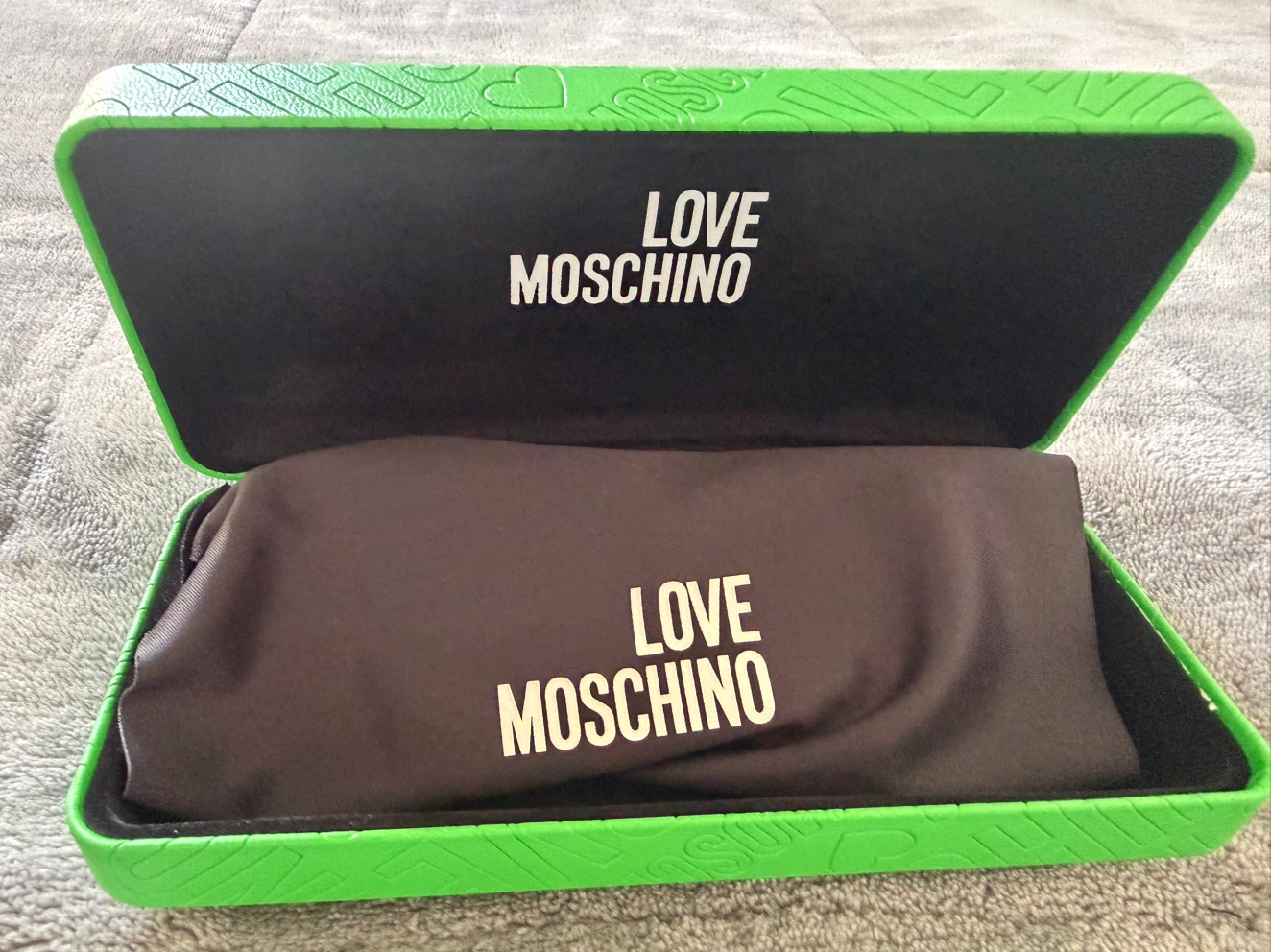 Love Moschino Sunglasses - photo 2