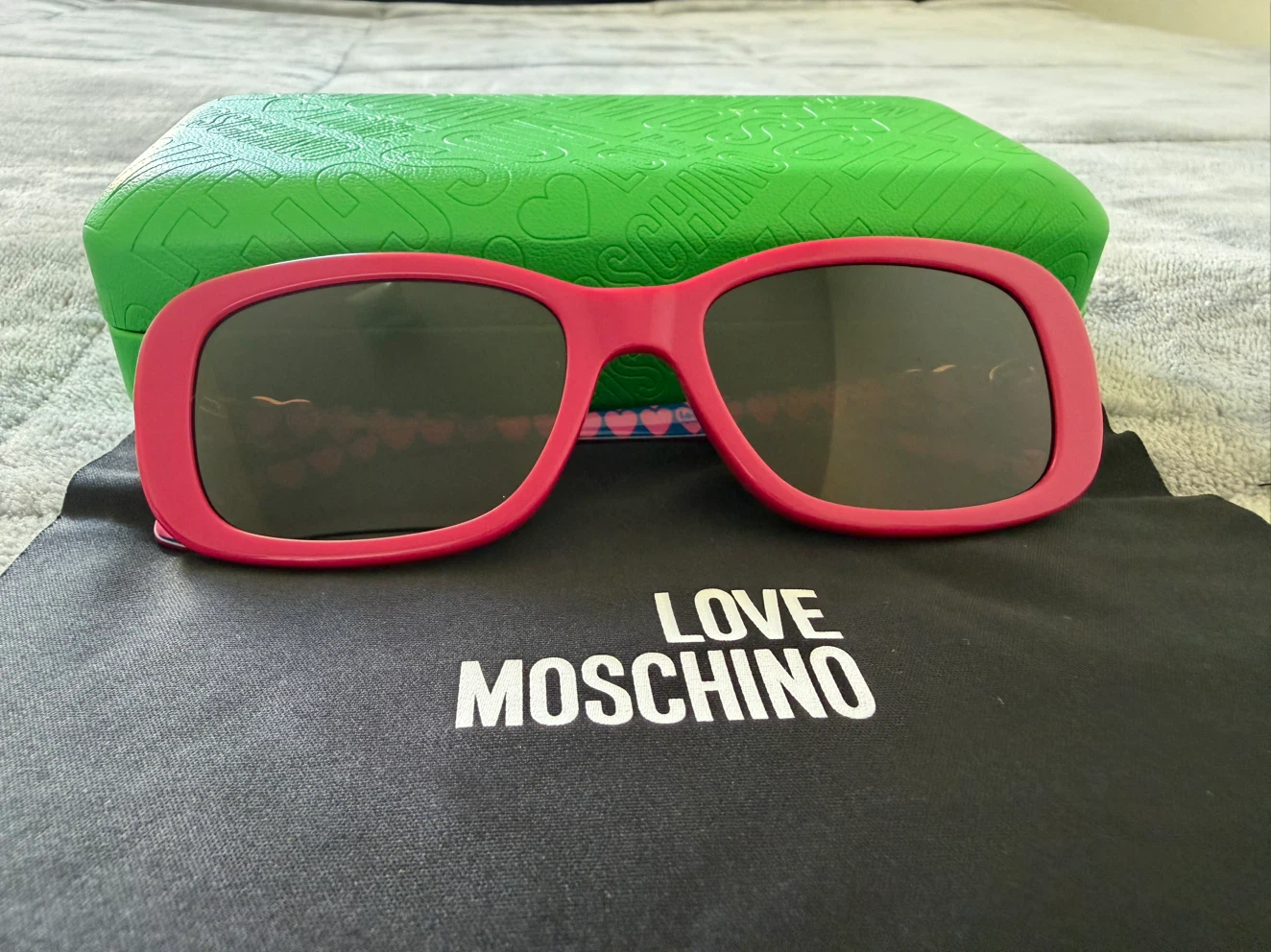 Love Moschino Sunglasses - photo 4