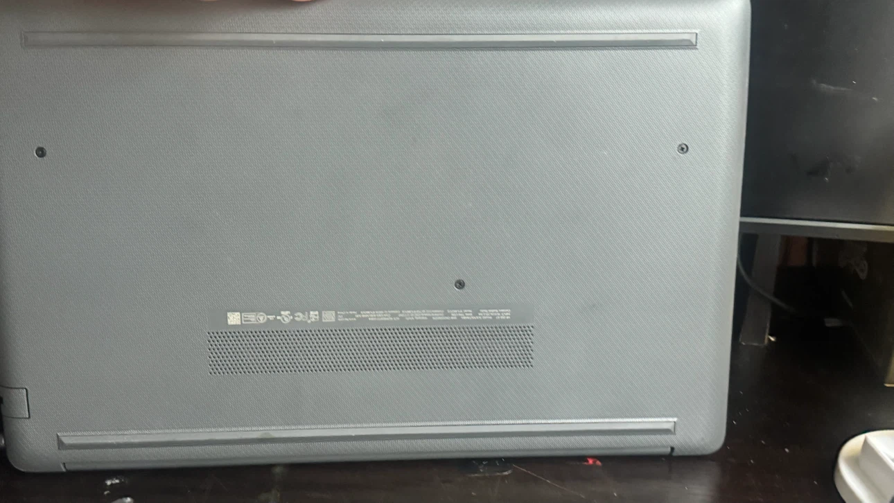 HP Laptop - photo 5