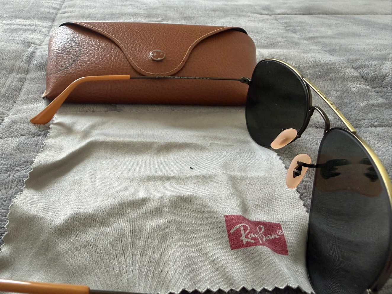 Ray-Ban Aviator Sunglasses with Case - photo 4