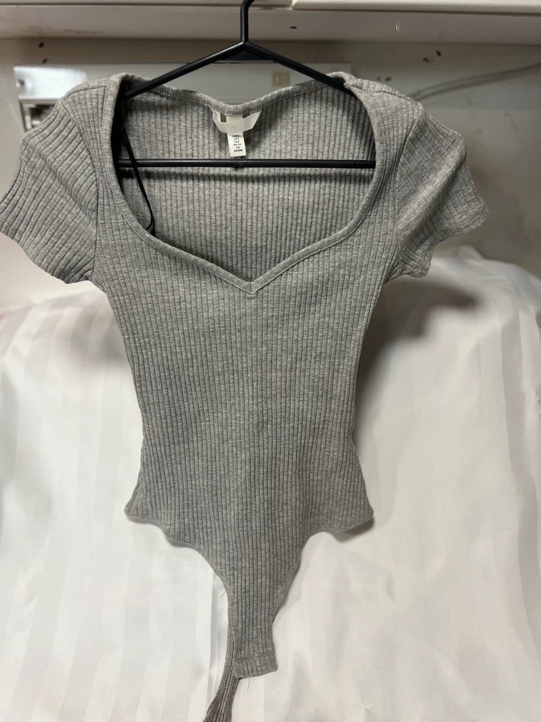 H&M Ribbed Short Sleeve Bodysuit - Grey Medium