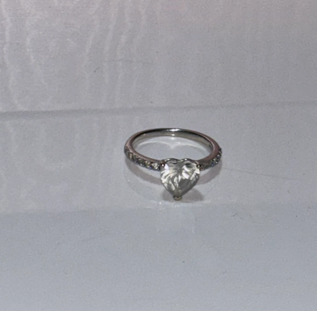 White gold heart ring