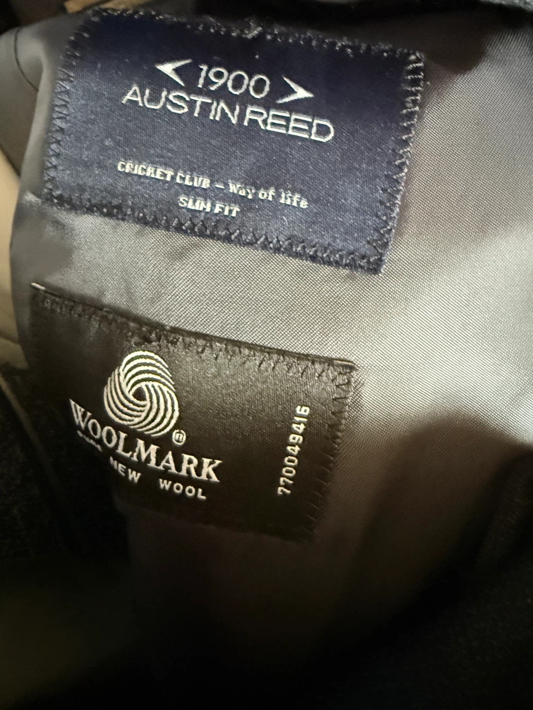 Austin Reed Slim Fit Suit - photo 2