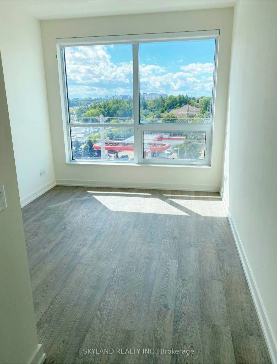 2 bed | 2 Bath Condo in Markham