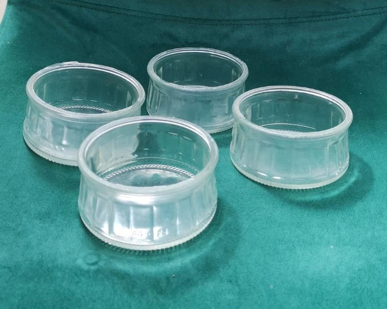 Set of 4 Clear Glass Ramekins