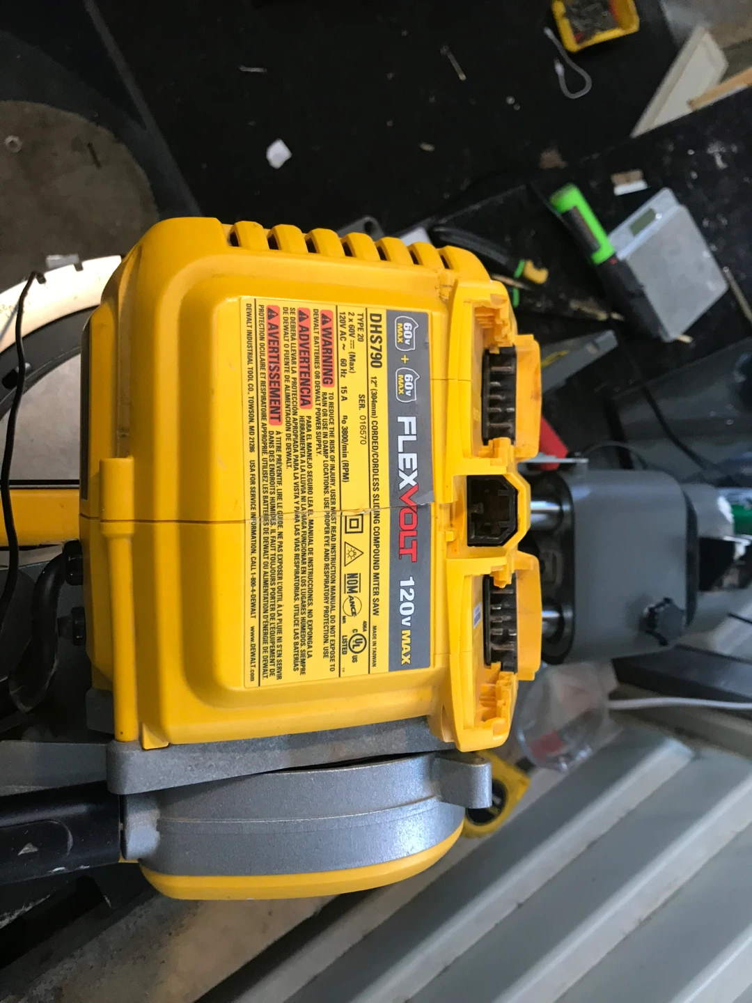 DeWalt FlexVolt 120V MAX Cordless Sliding Compound Miter Saw - photo 3