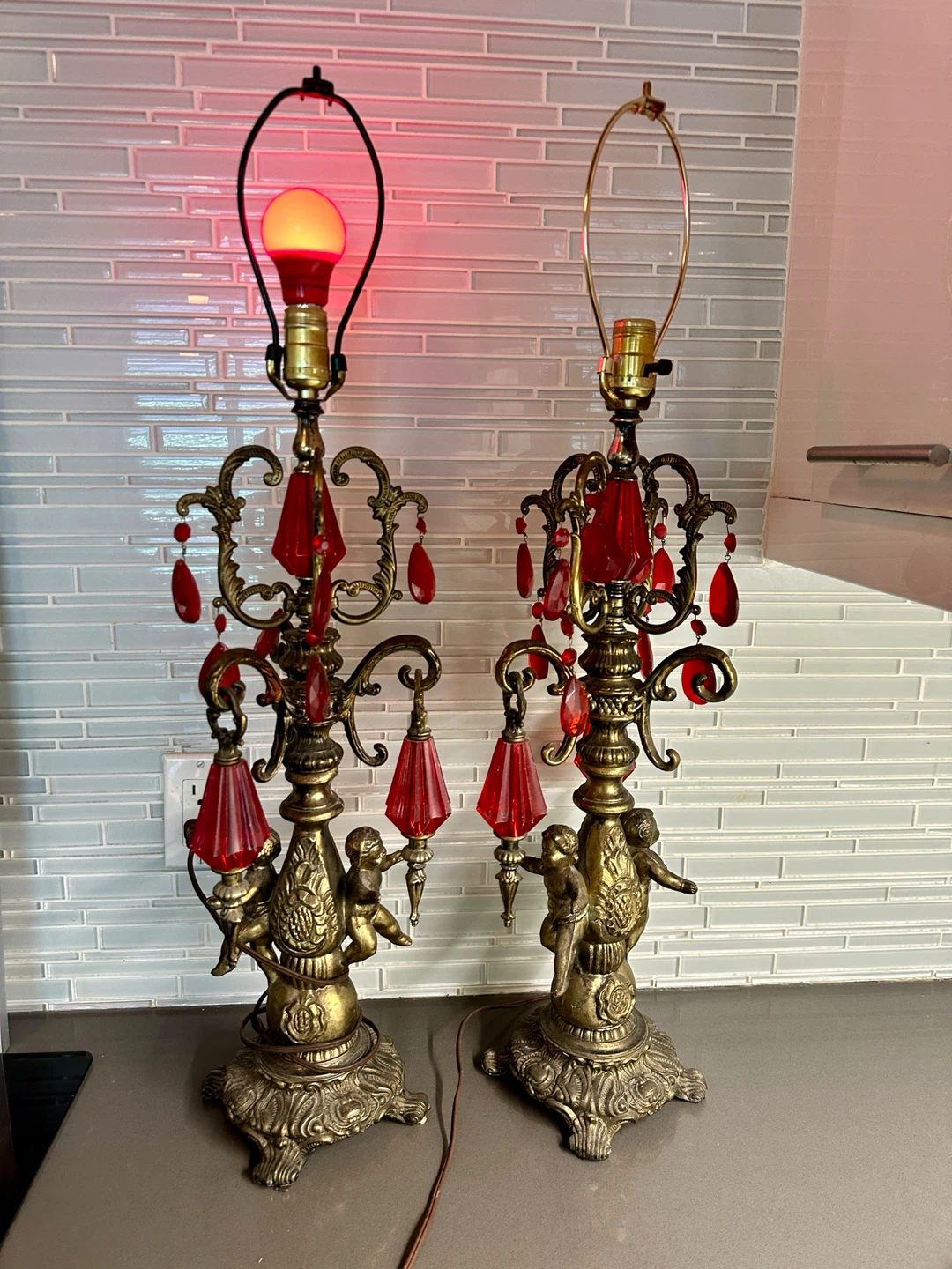 2 ANTIQUE HOLLYWOOD REGENCY BRASS CHERUBIM TANLE LAMP VINTAGE - photo 3
