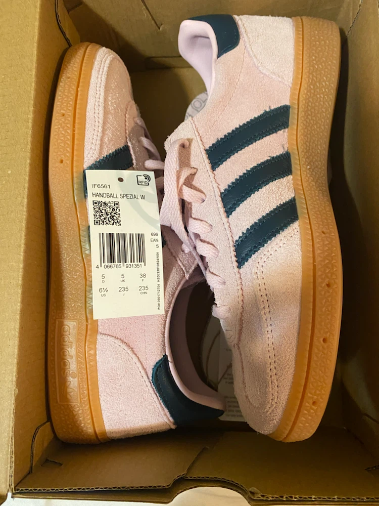 Adidas sneakers - photo 2