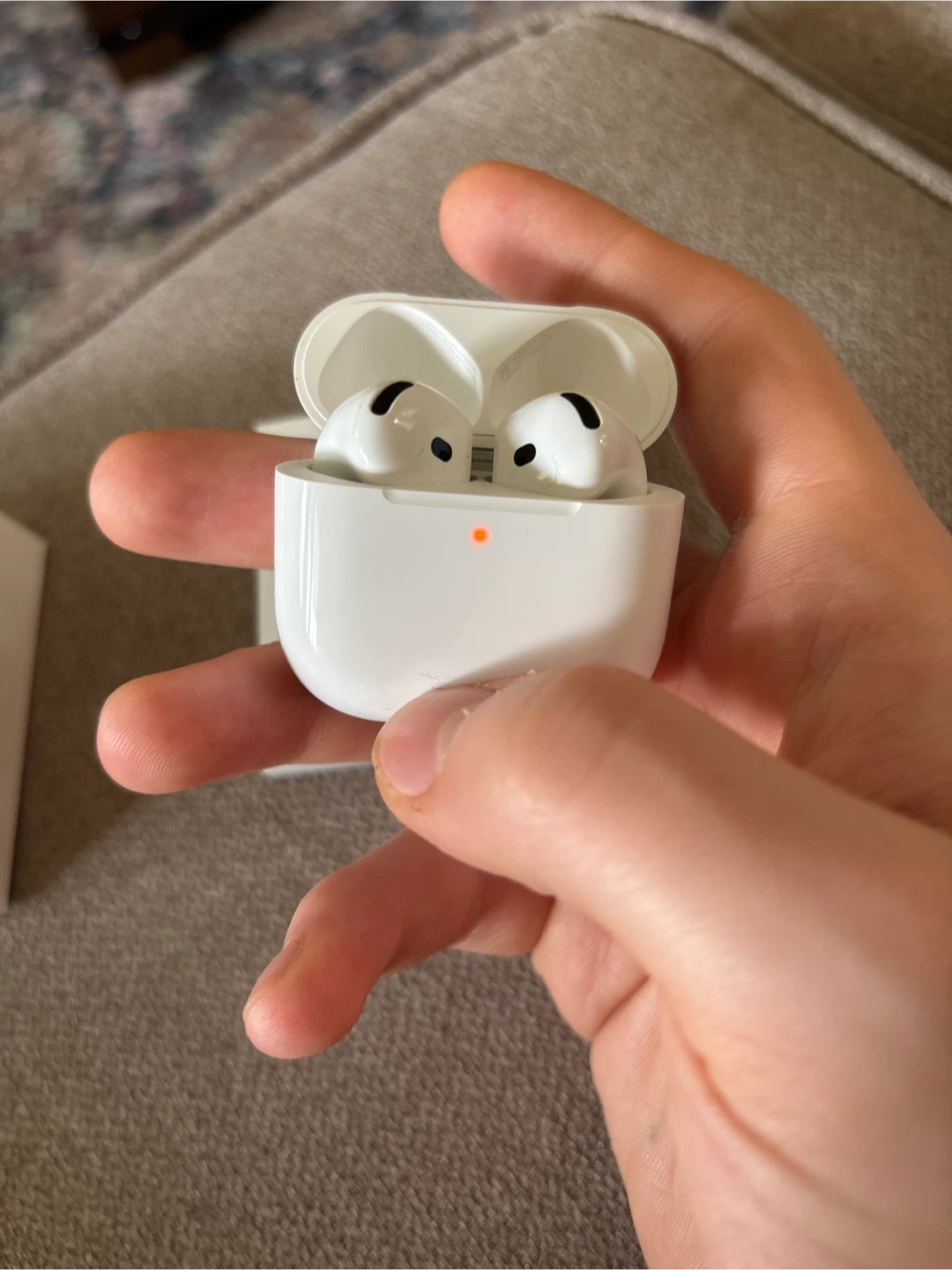 AirPods 4 - photo 3