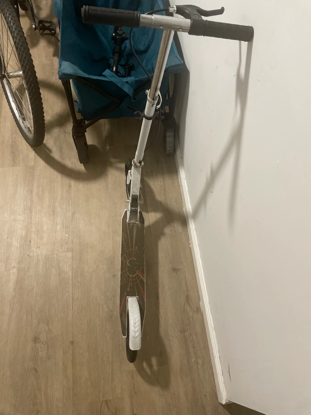 White Folding Scooter - photo 2