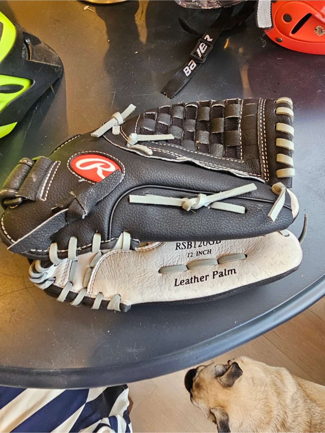 Rawlings RSBT200B Baseball Glove