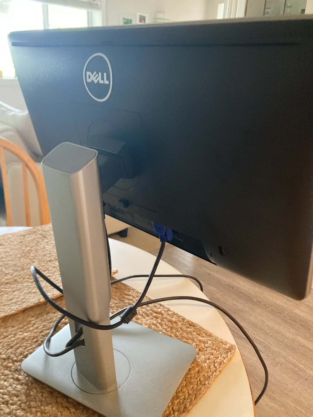 MOVING SALE : Dell Computer Monitor with BENFEI Adapter - photo 3