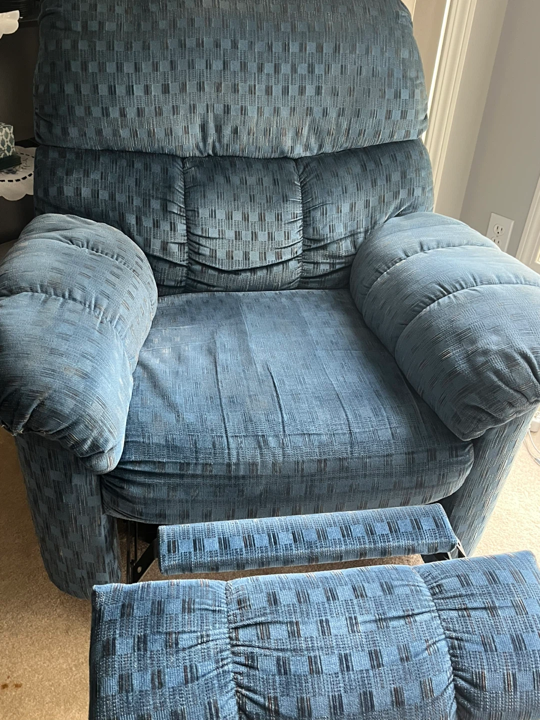 Blue Recliner Chair - photo 2