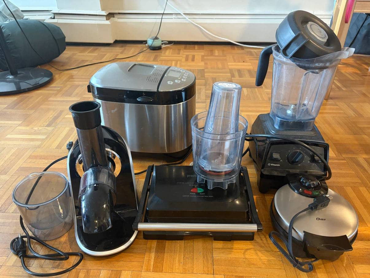 Assorted Kitchen Appliances - Vitamix, Bread maker,  etc.
