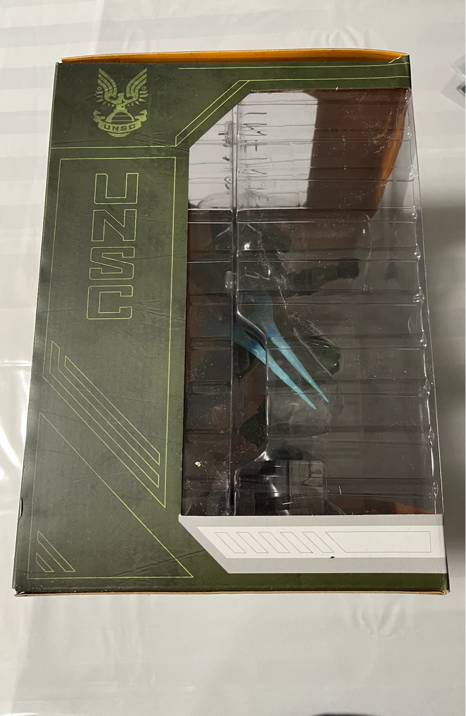 Halo Infinite Master Chief with Grappleshots PVC Statue - photo 3