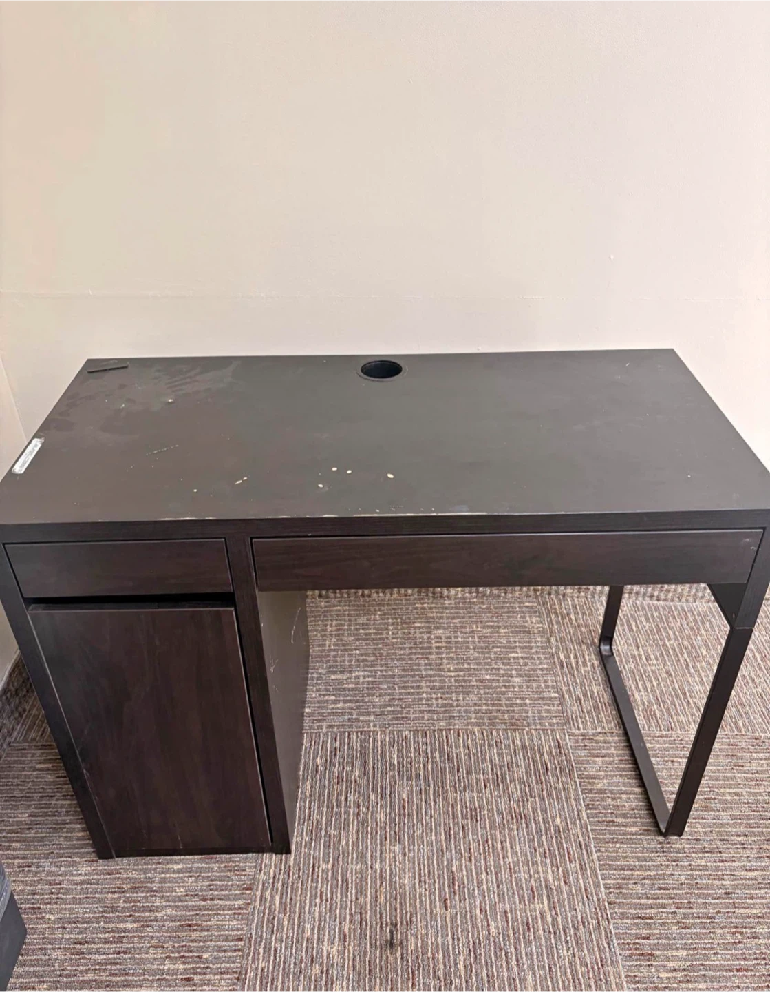 IKEA MICKE Desk - Black-brown - photo 4