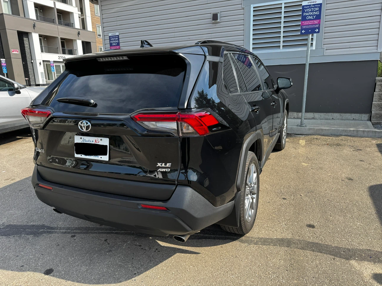 2024 Toyota RAV4 XLE PREMIUM-AWD - photo 4