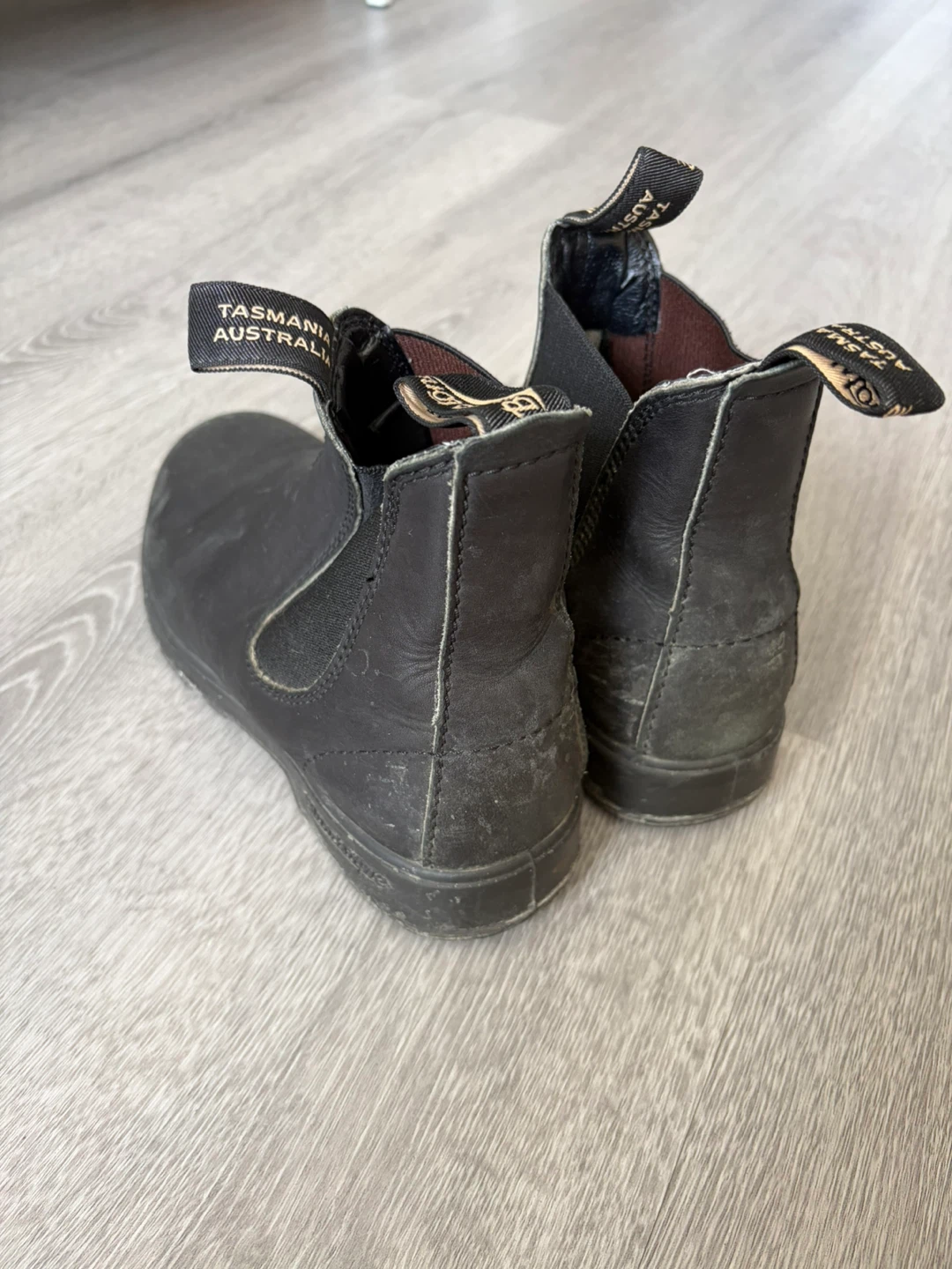 Blundstone Black Leather Chelsea Boots - photo 2