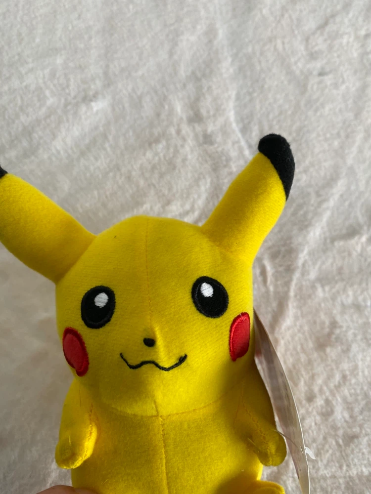 Pokemon pikachu plush toy new with tags - photo 2