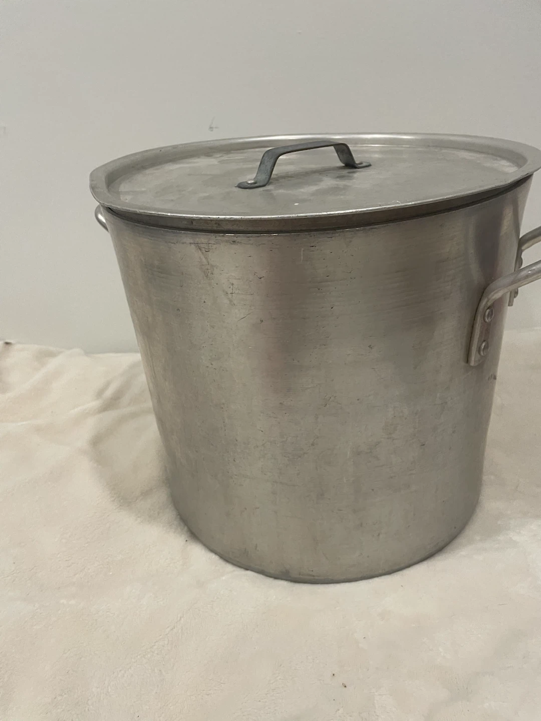 Cassil Aluminum Stock Pot with Lid - 20 Quart