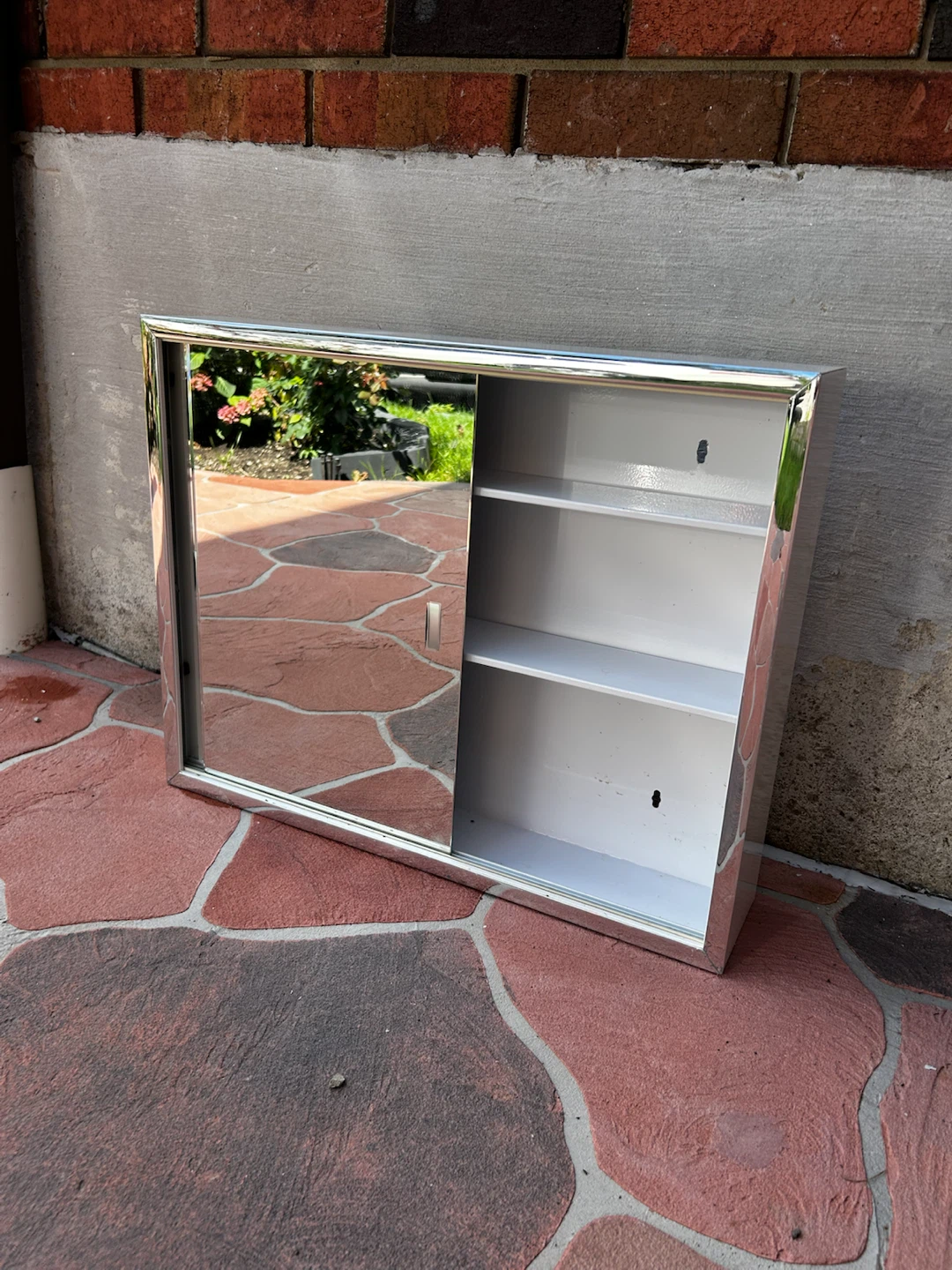 Medicine Cabinet with Mirrored Doors - photo 2