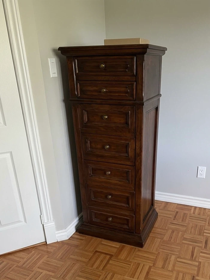 Dark Wood Tall Dresser / Chest of Drawers