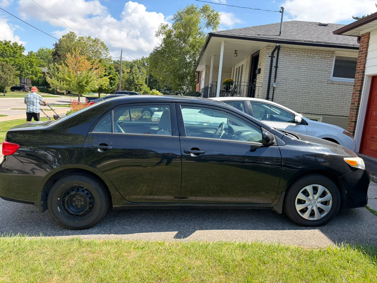 2011 Toyota Corolla - 211,000km - photo 5