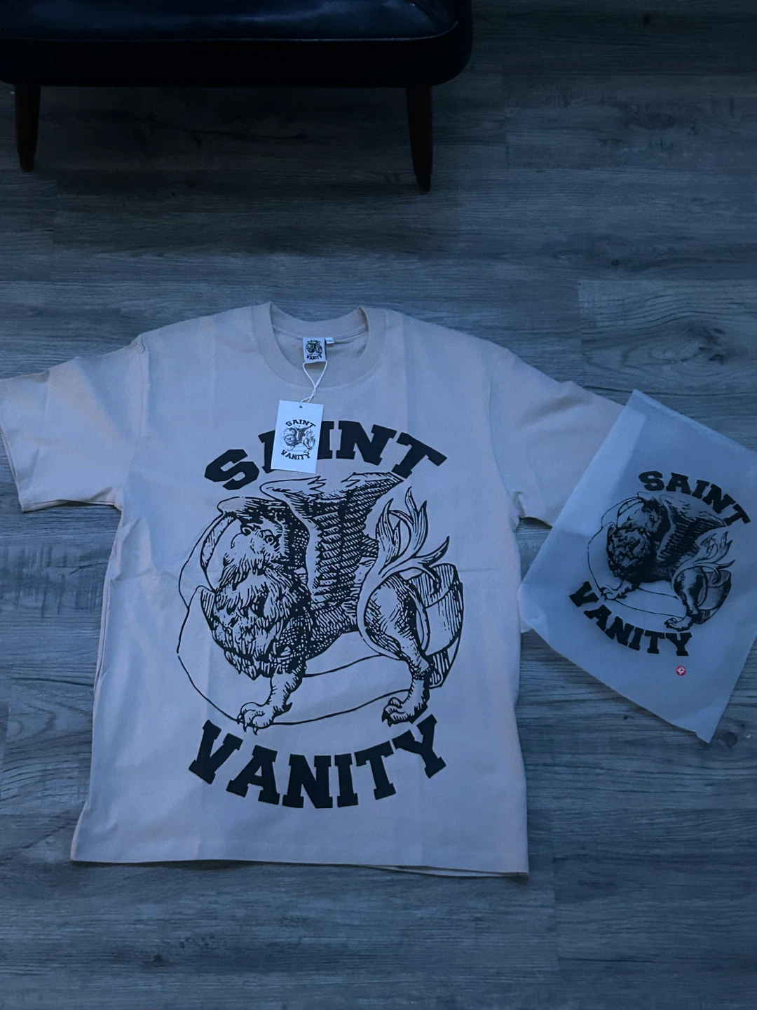 🐓 Saint Vanity Graphic Tee 🖤 - photo 2