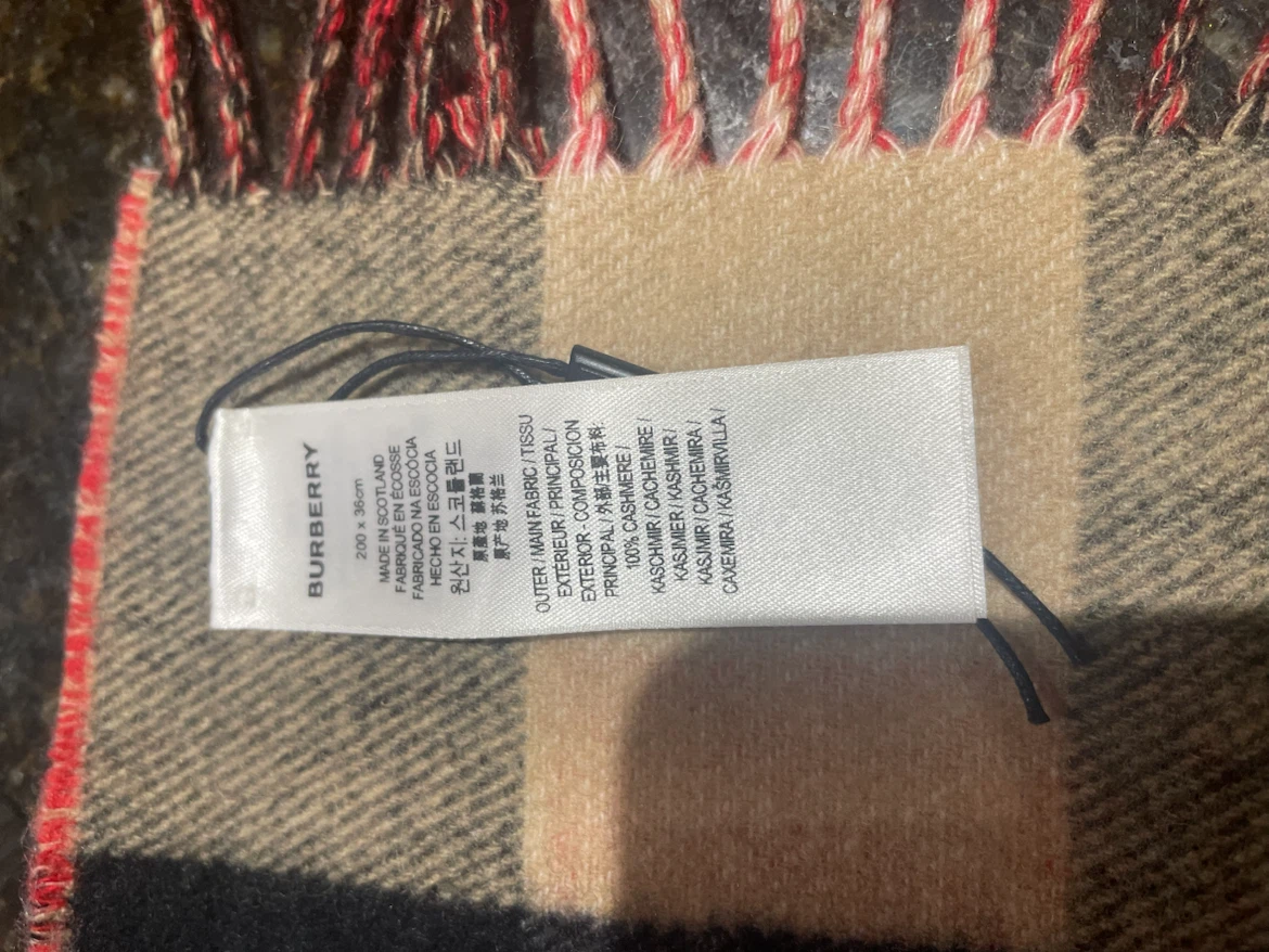 Burberry Nova Check Scarf - photo 3