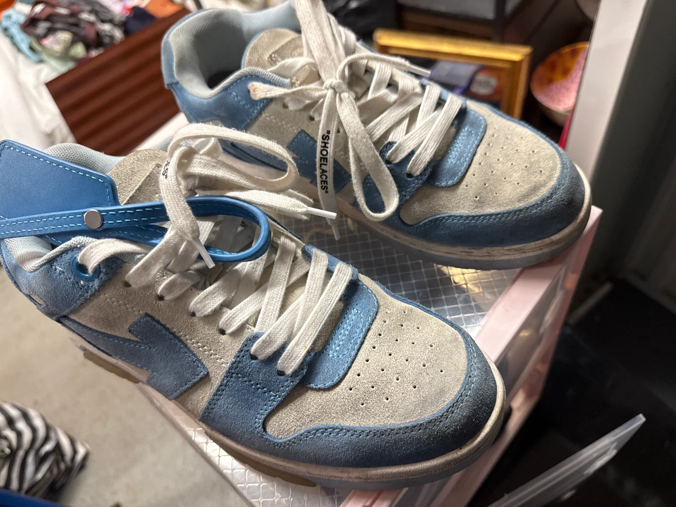 Off-White "ZIP TIE" Low Top Sneakers size 8