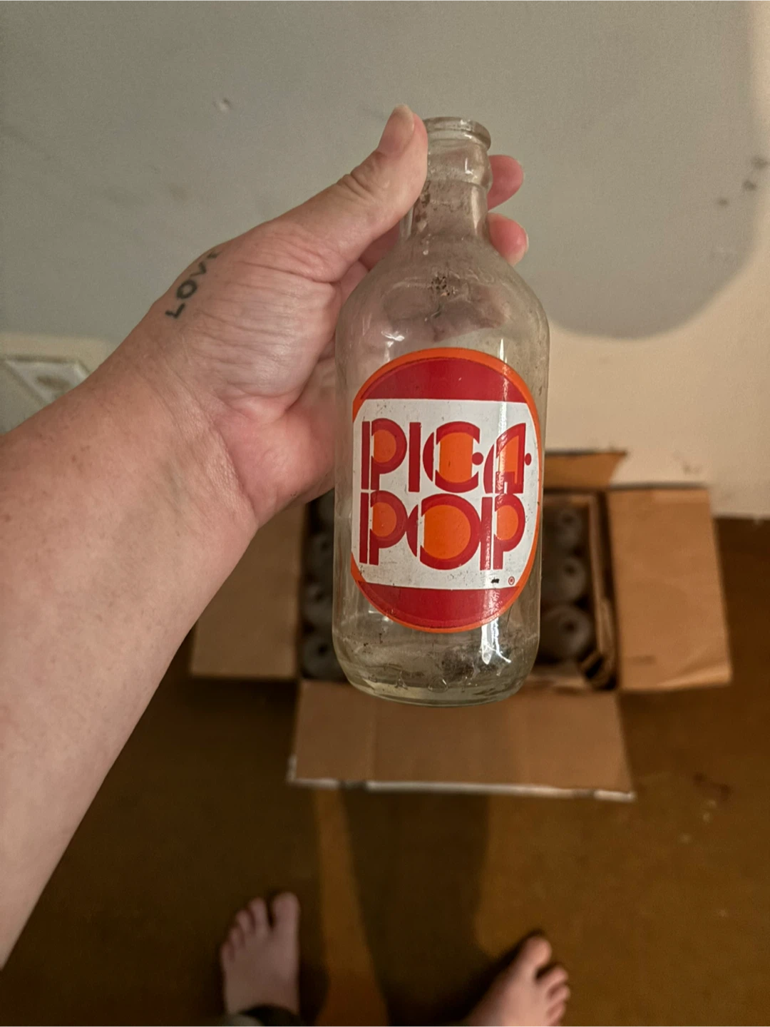 Vintage 1970s glass pic-a-pop and The Pop Shoppe bottles - photo 3