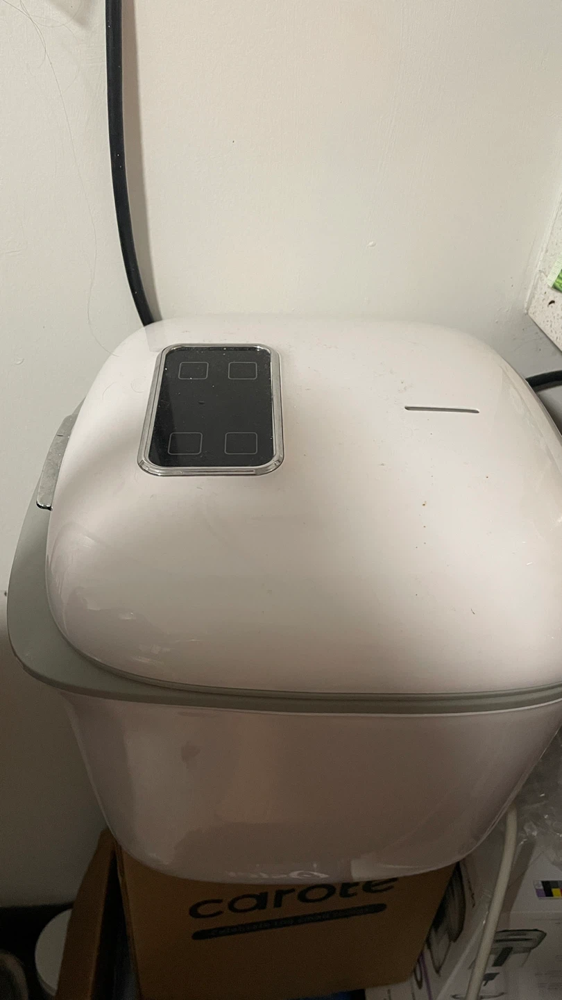 UV Sterilizer with Large Capacity