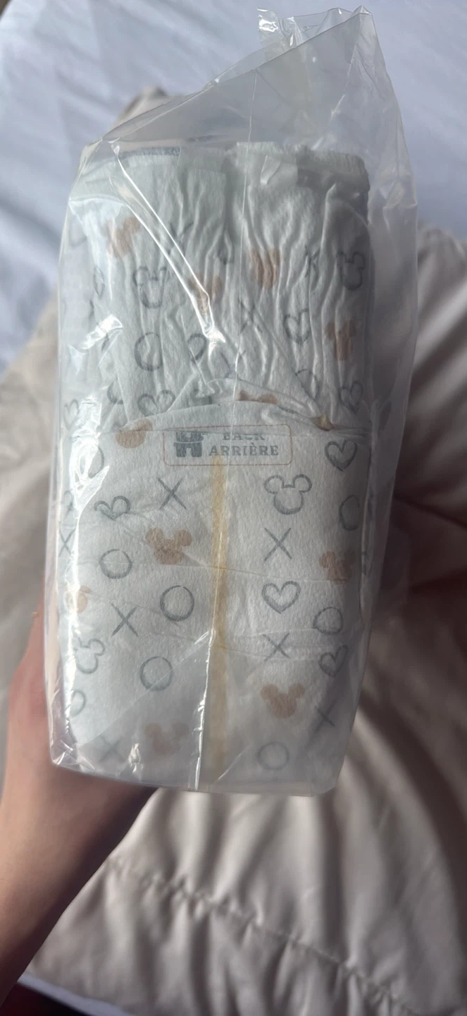 Huggies skin essential diaper- size 4 - photo 2